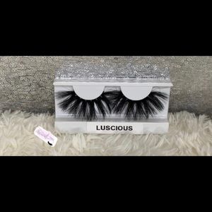 25mm Lashes